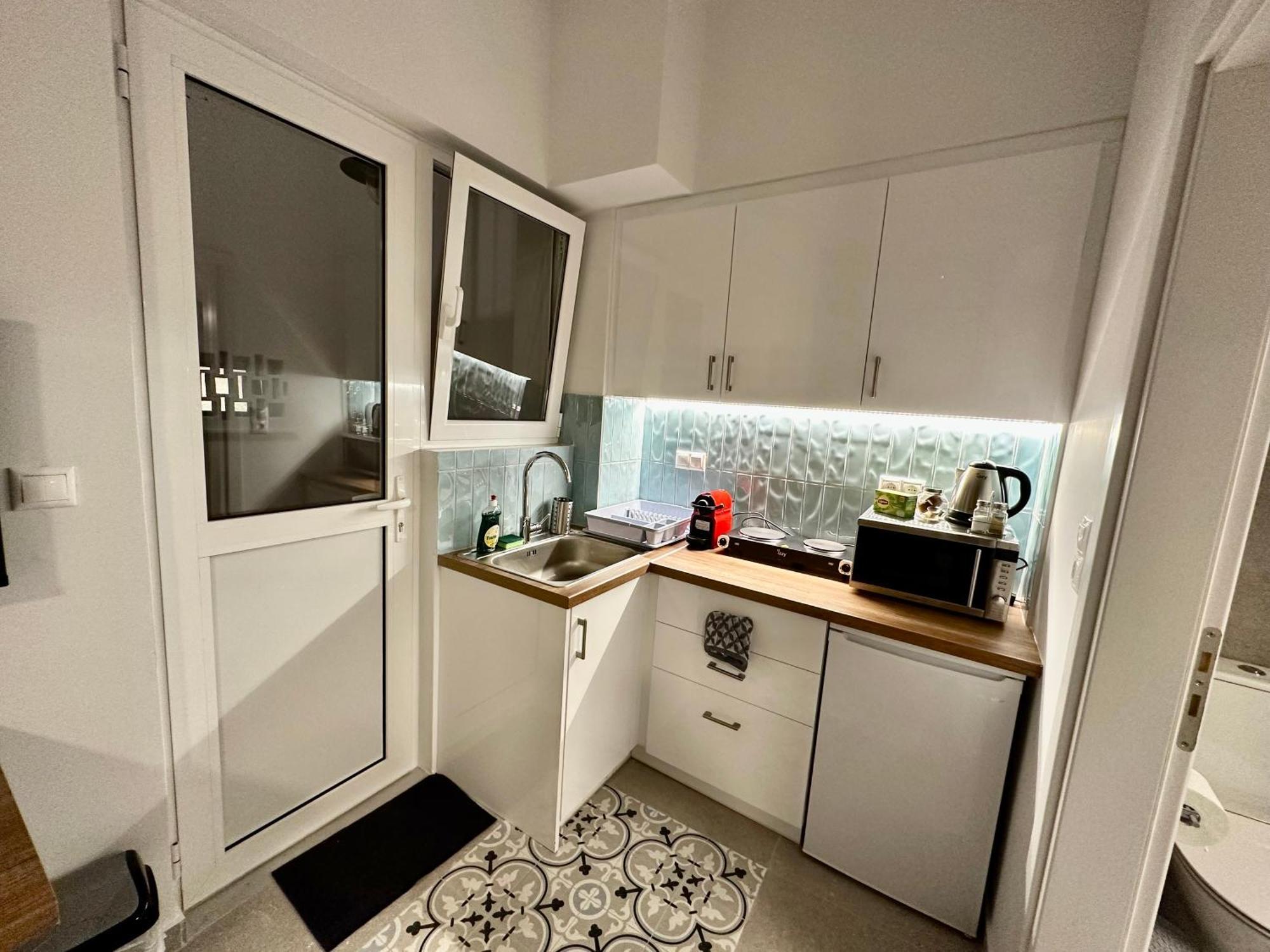 A13 Athens Apartment Room photo